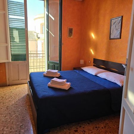 Casa Azzurra Daire Trapani Dış mekan fotoğraf